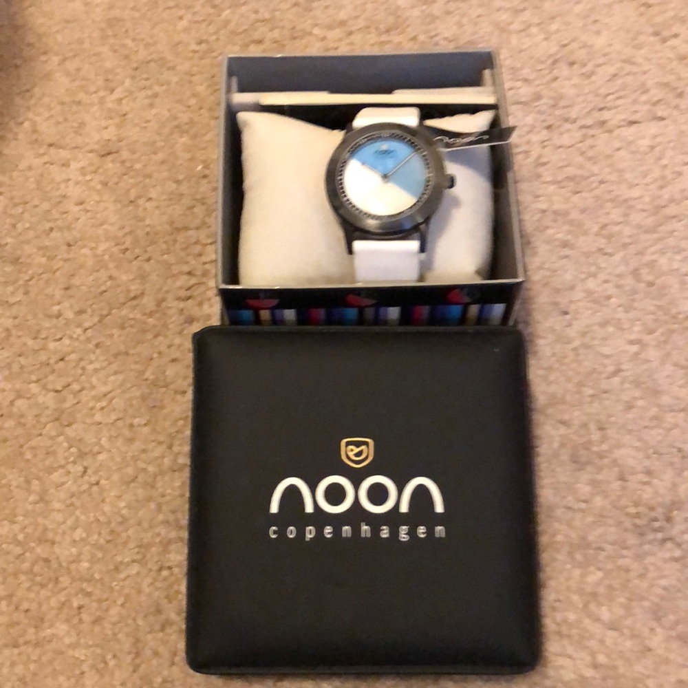Noon Copenhagen watch